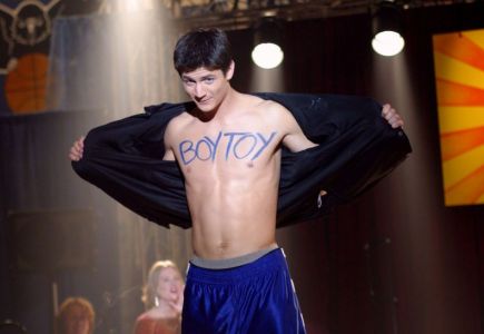 nathan-bf.jpg Nathan Scott - Not all women can tame a wild beast but One 